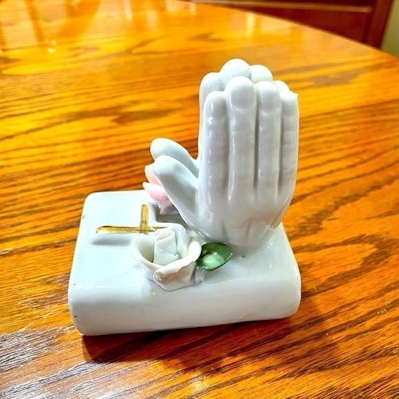 Home Decor Praying Hands Roses Bible Ceramic White Pink Gold Vintage - Picture 4 of 8